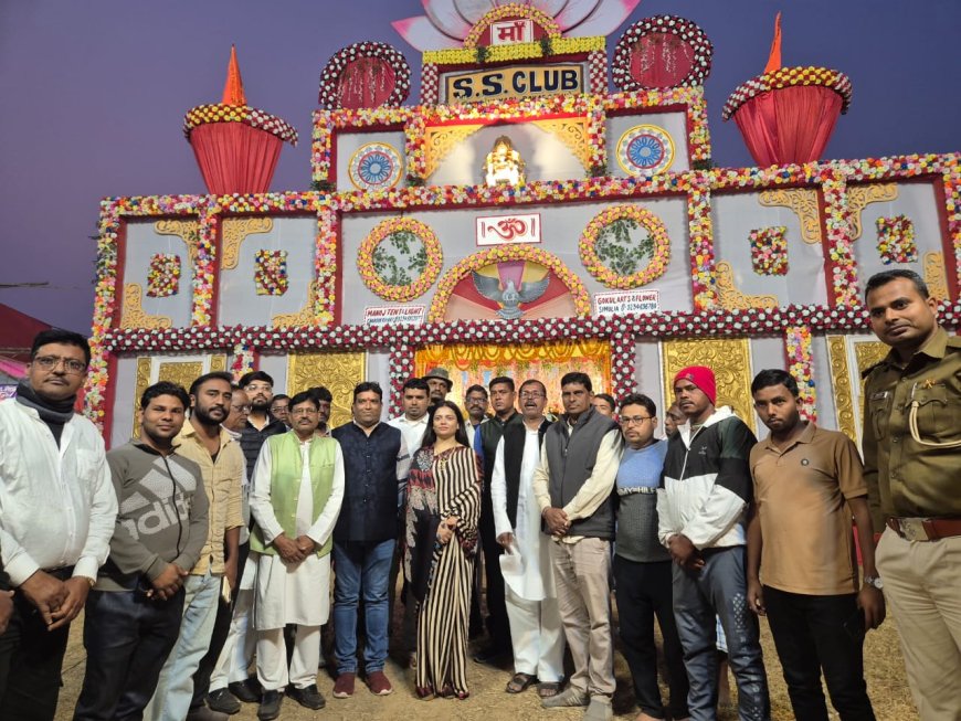 कांग्रेस नेत्री अनुपमा सिंह पहुंची चंदनकियारी सरस्वती मेला