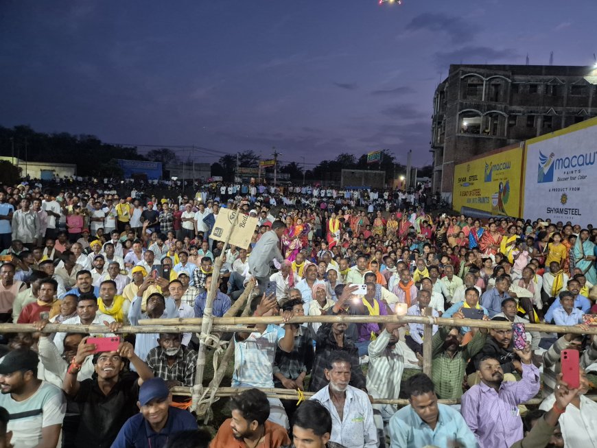 चंदनकियारी अस्पताल मोड़ में शहीद रघुनाथ महतो के शहादत दिवस के उपलक्ष्य में मूर्ति अनावरण कार्यक्रम आयोजित किया गया